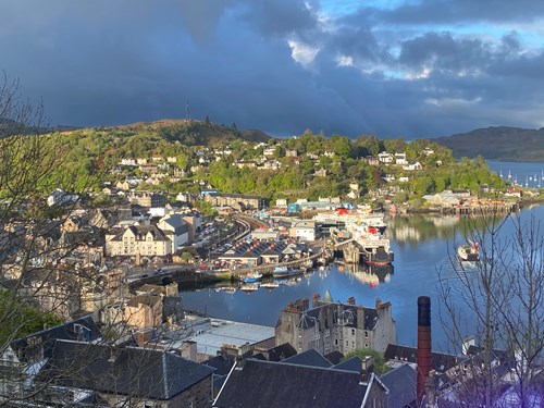 The coastal town of Oban is famous for its stunning views.