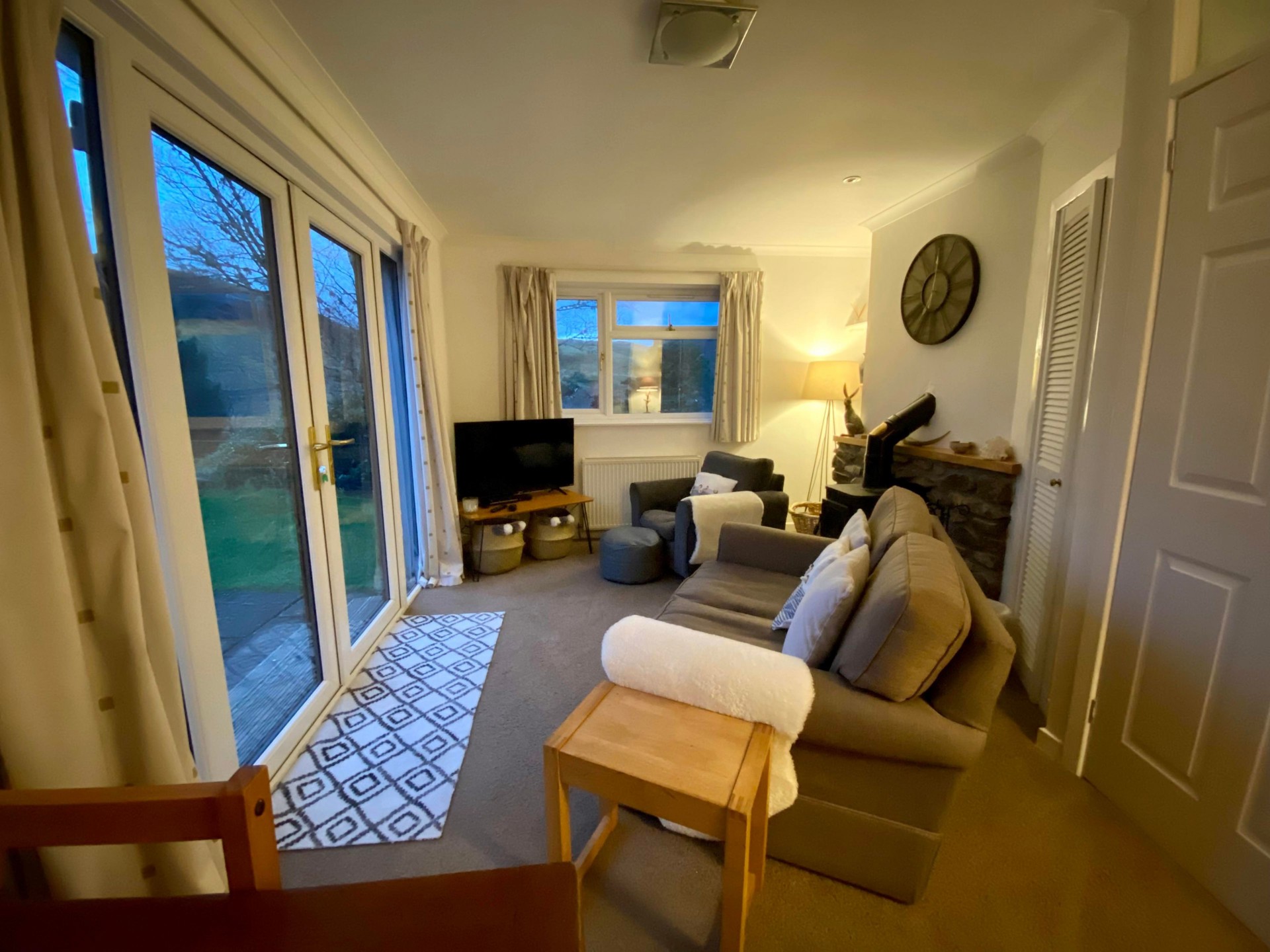 Background image - Property image