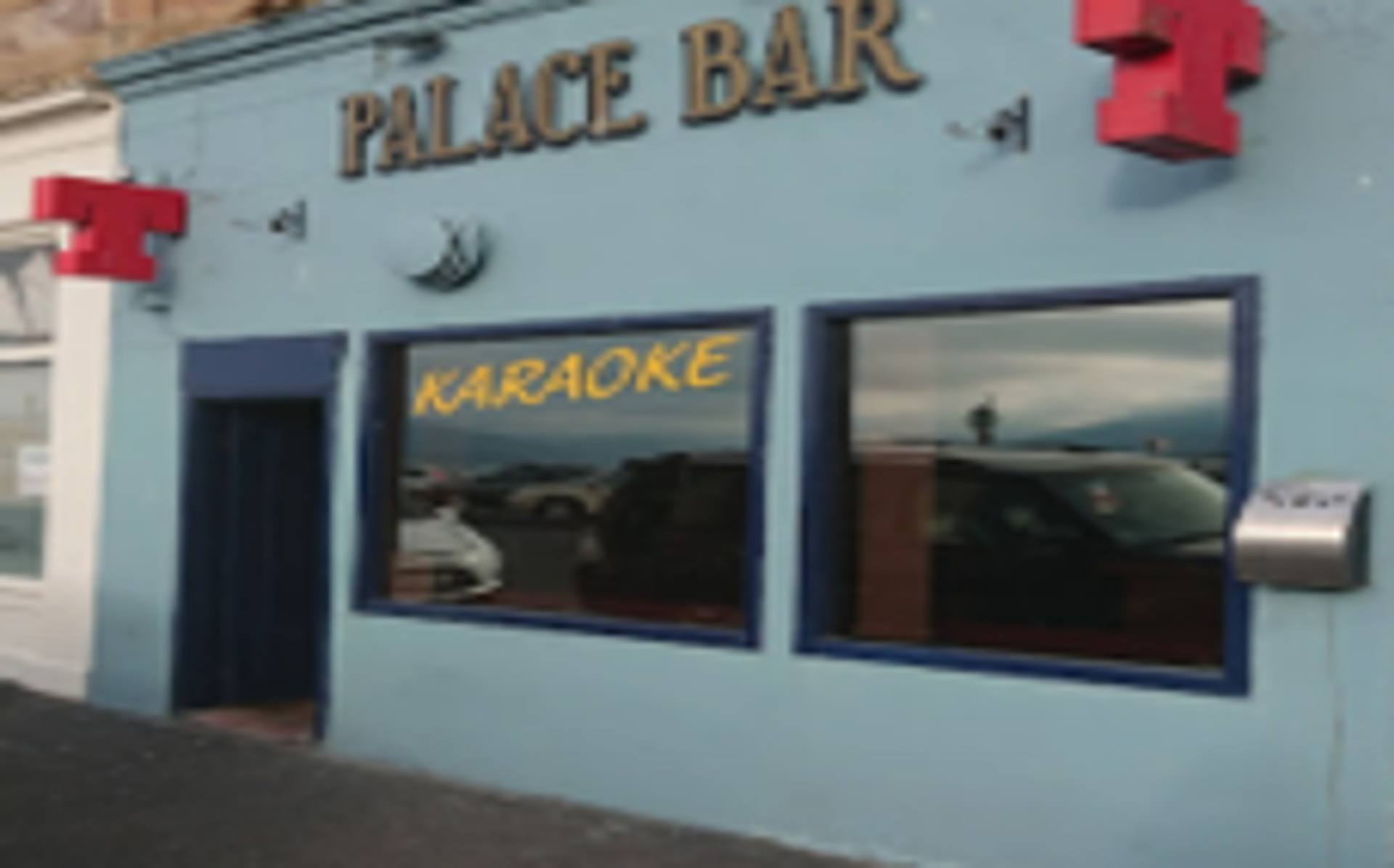 Background image - The Palace Bar