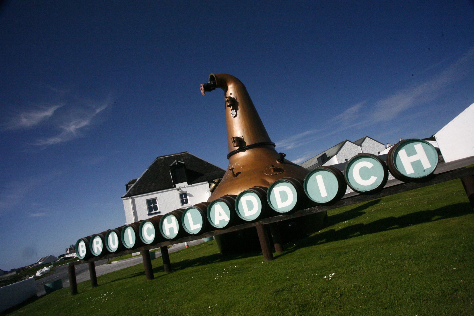 Background image - Bruichladdich Distillery