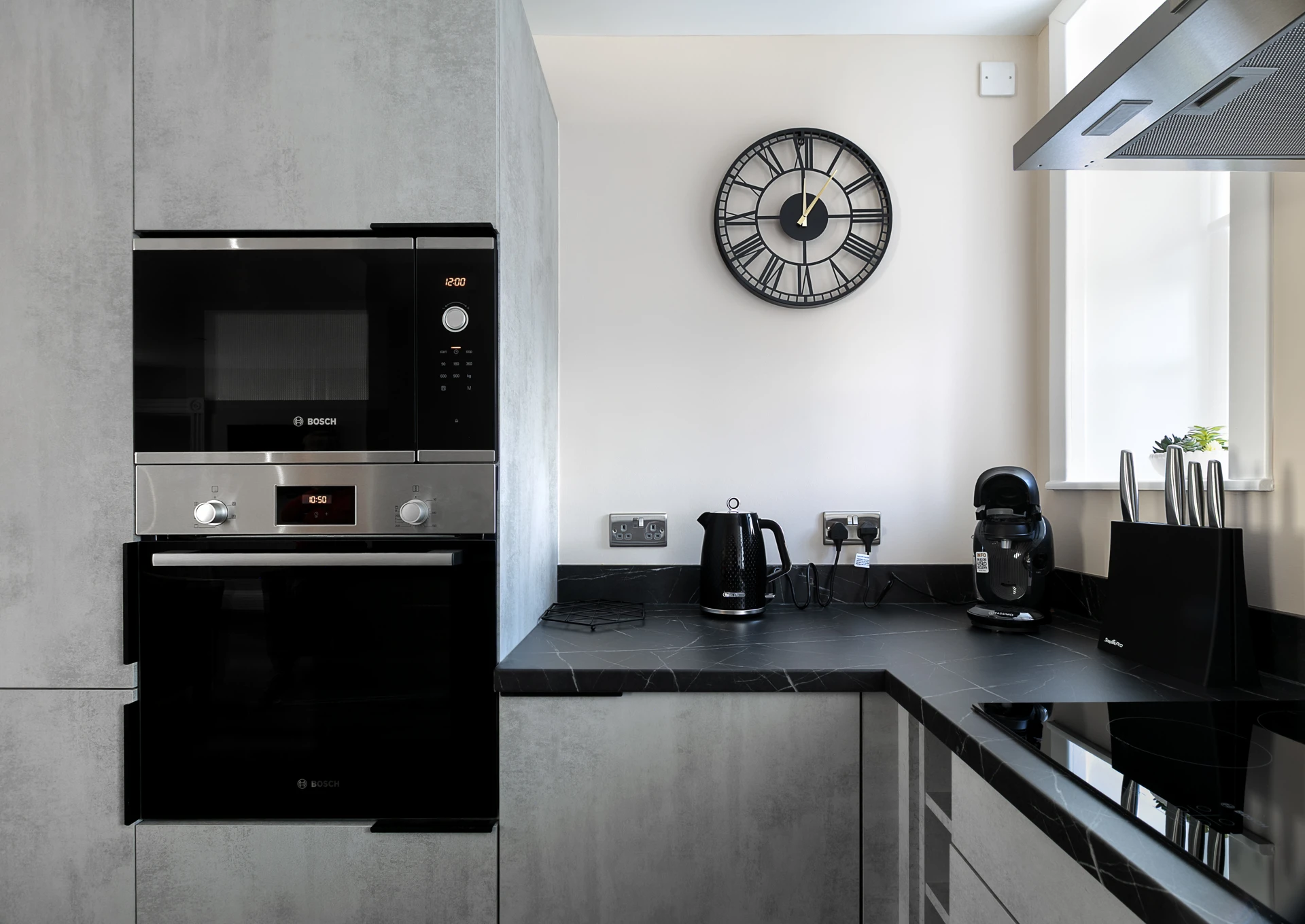 kitchen_f1.jpg