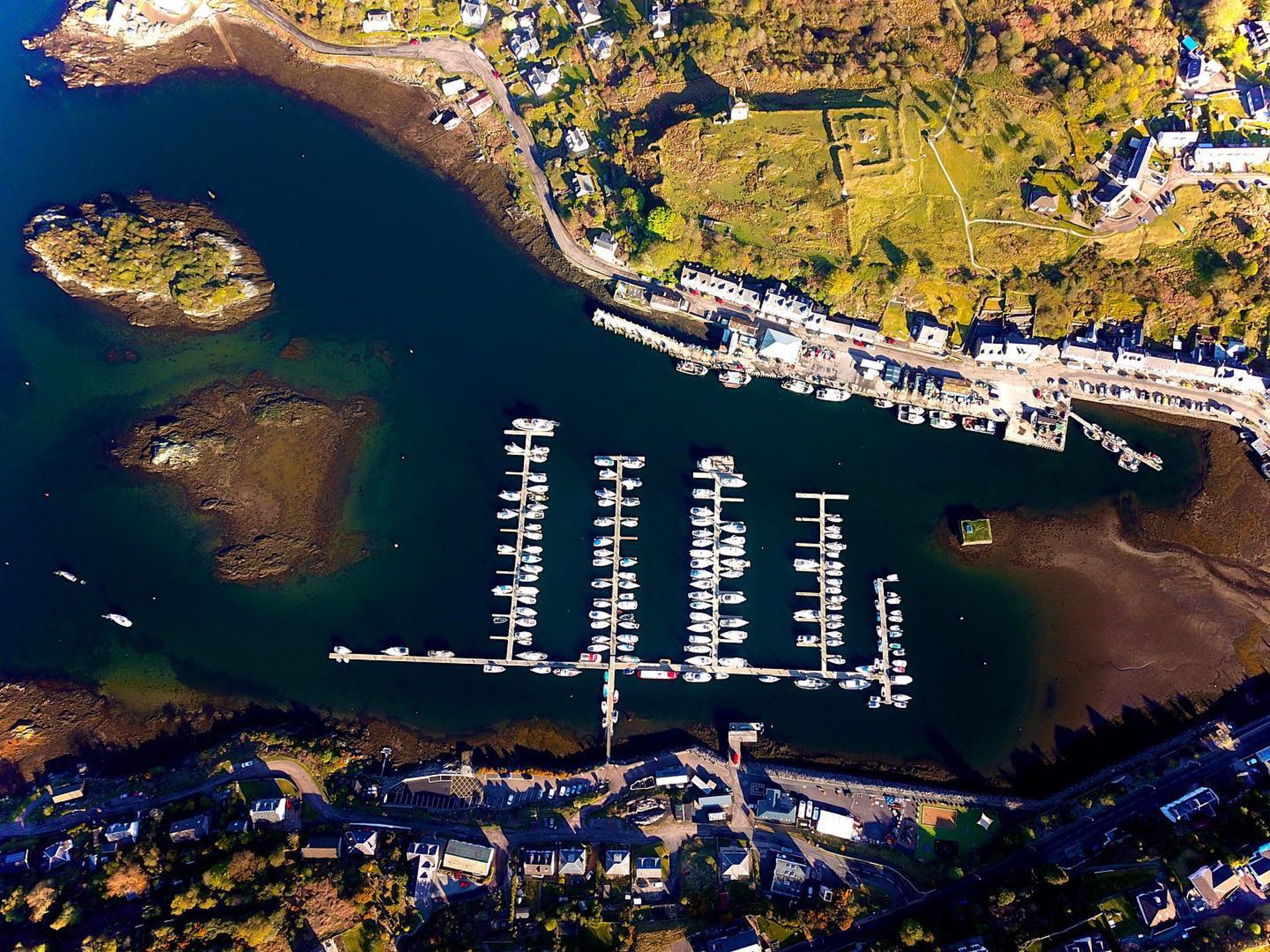 Background image - Tarbert Harbour Authority