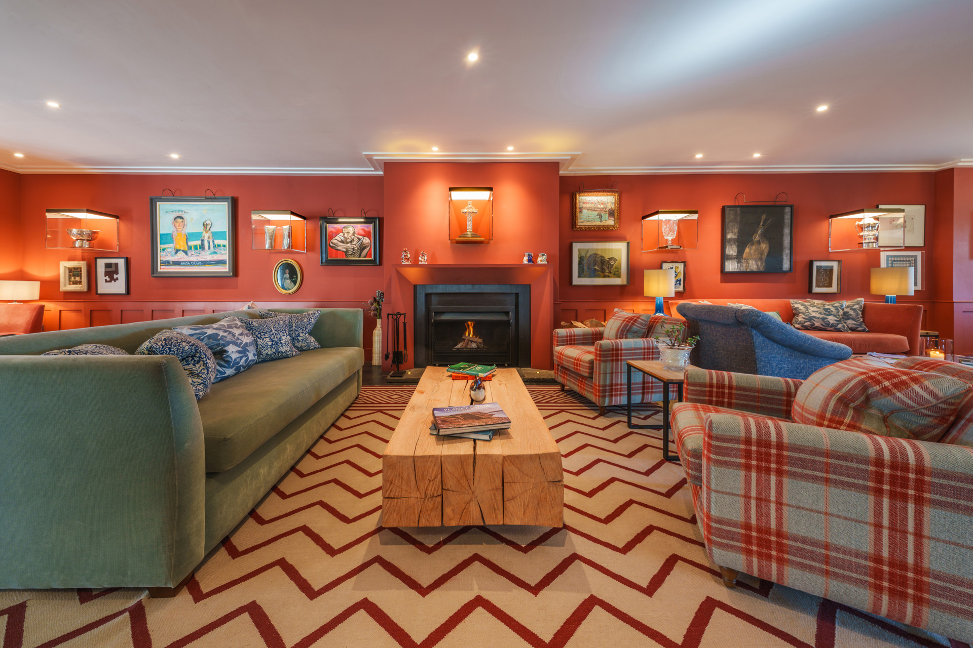 Background image - Another Place The Machrie Courtyard Lobby ©Maciej Zalewski Nomadiqa Ltd (9)