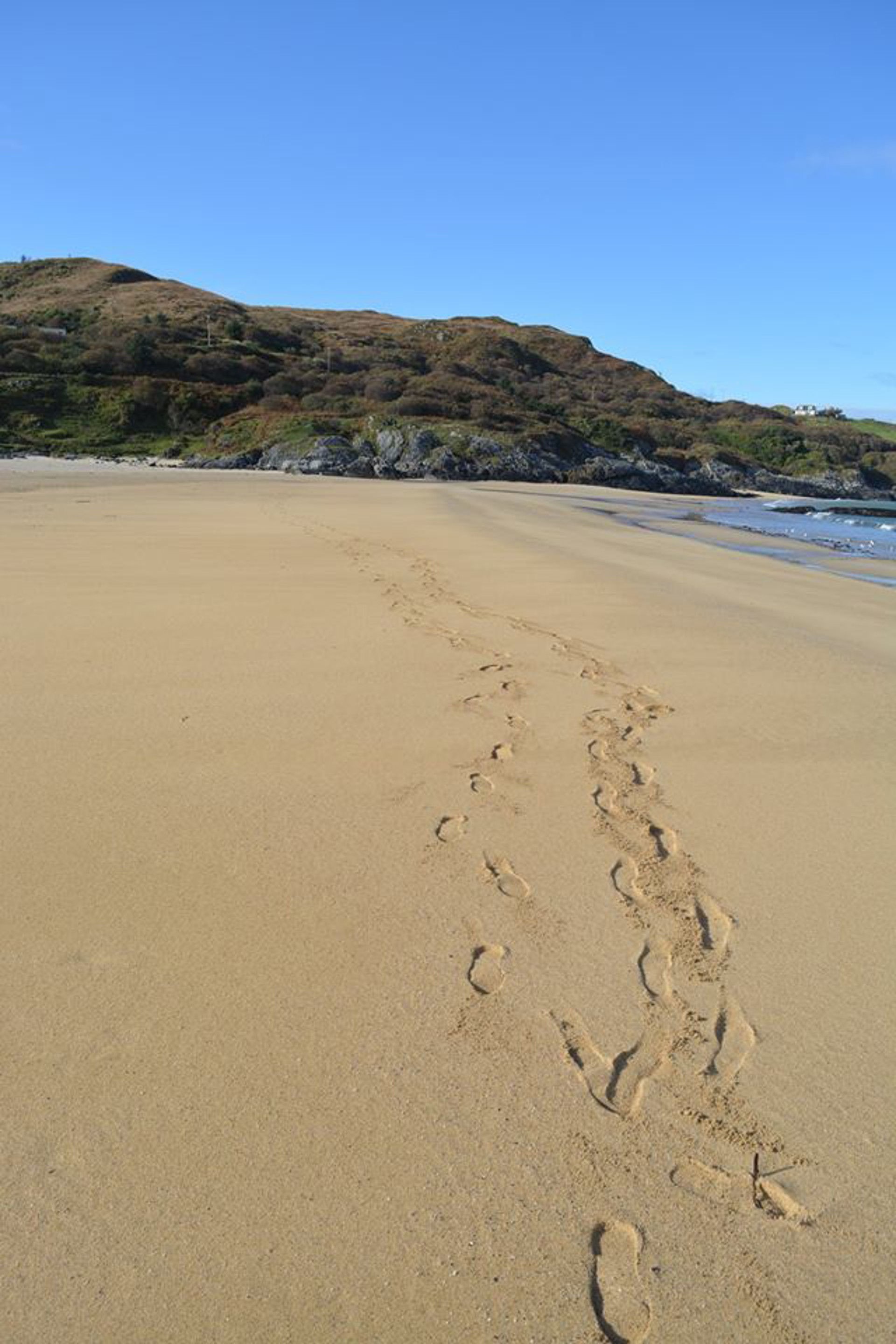 Background image - beach_colonsay.jpg