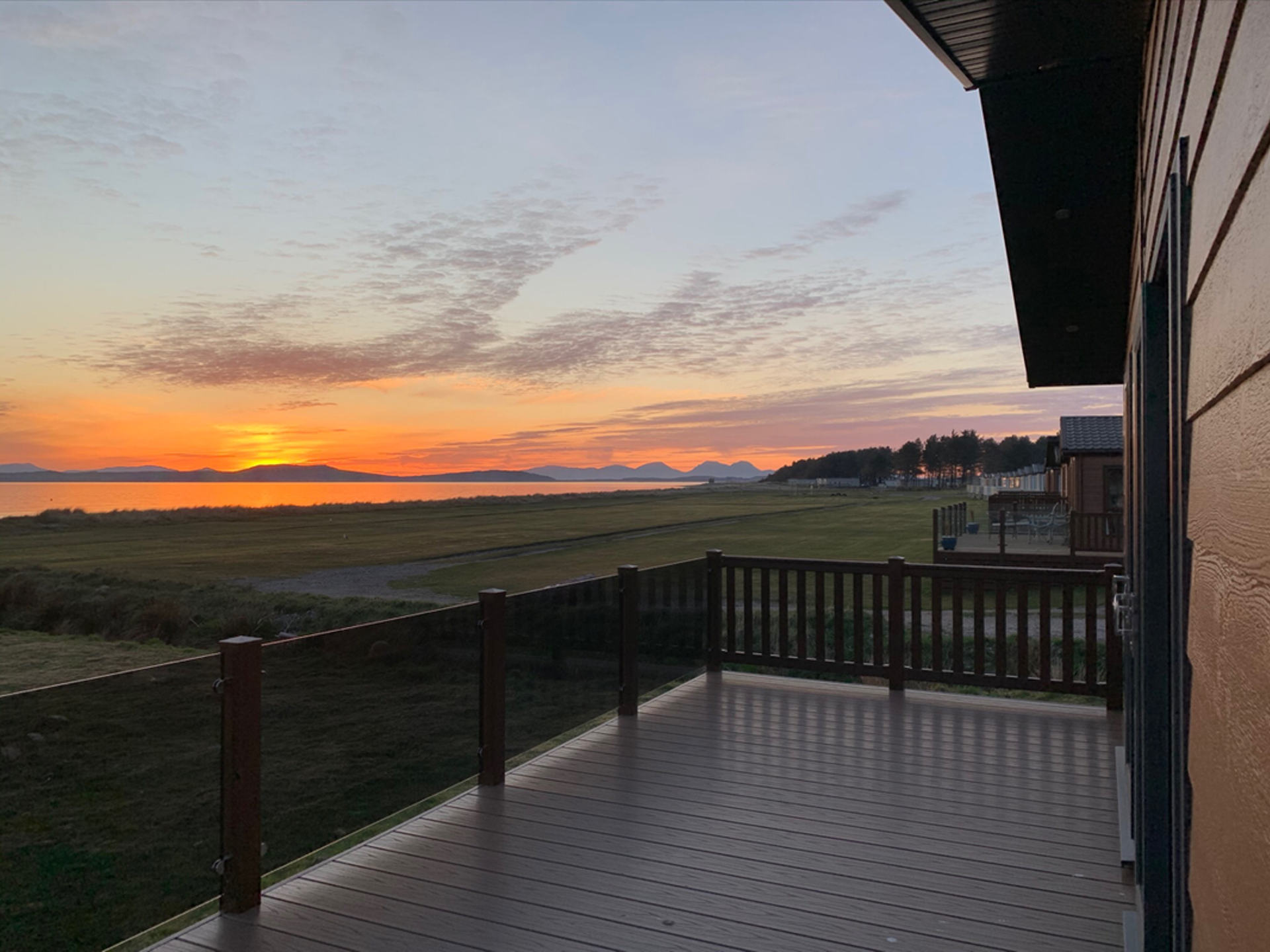 Background image - Point Sands Holiday Park