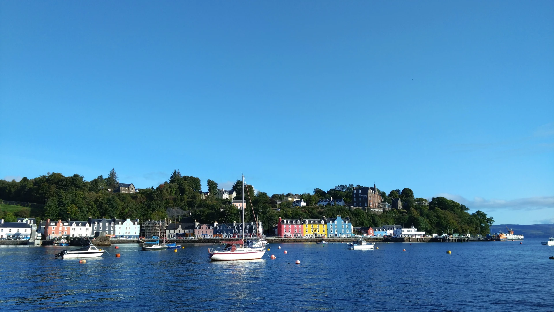Background image - southqueensferryqfcrossing-roadbridge2.jpg