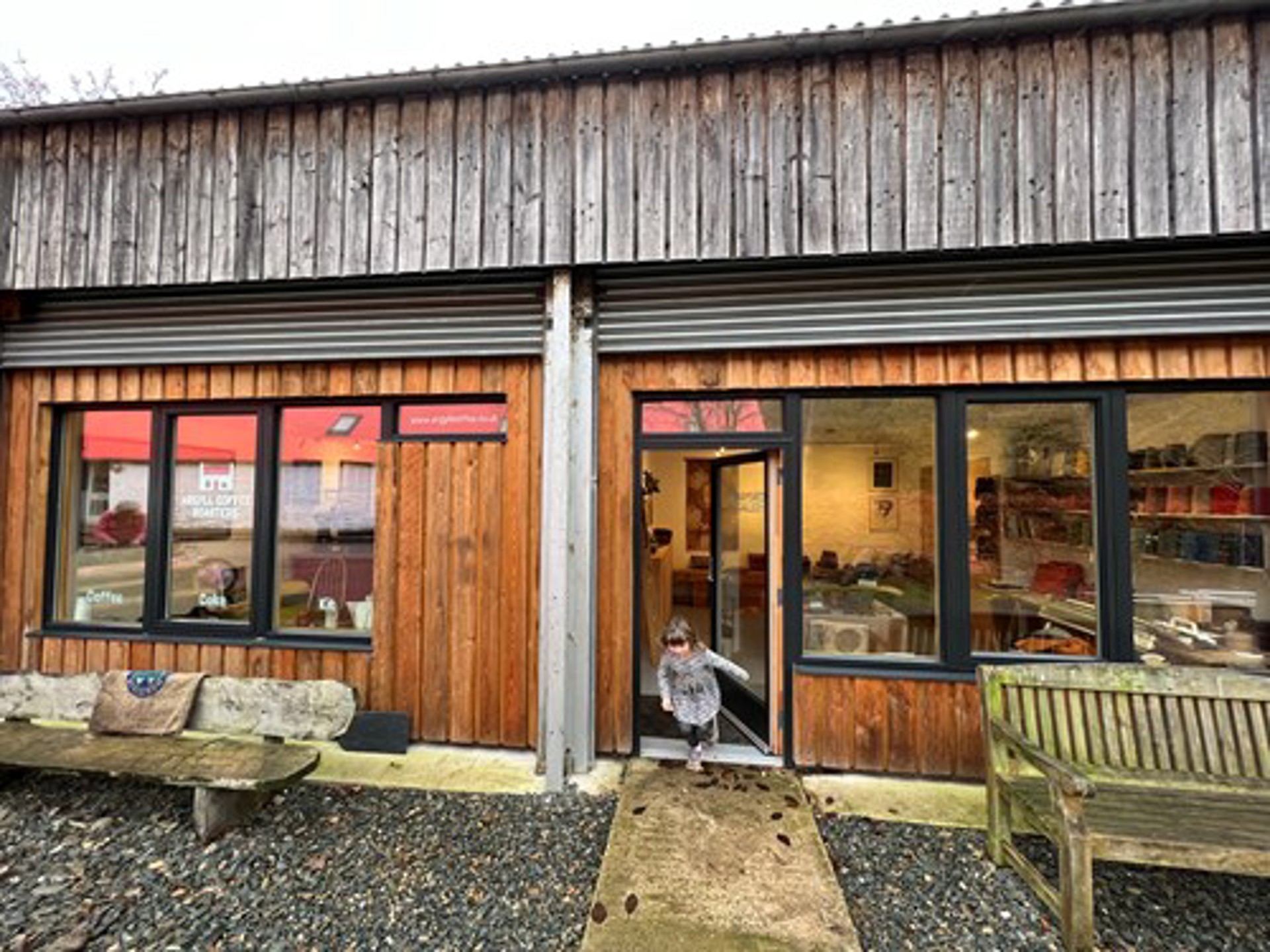 Background image - Robin Mckelvie Cowal Hayshed Gallery At Carry Farm