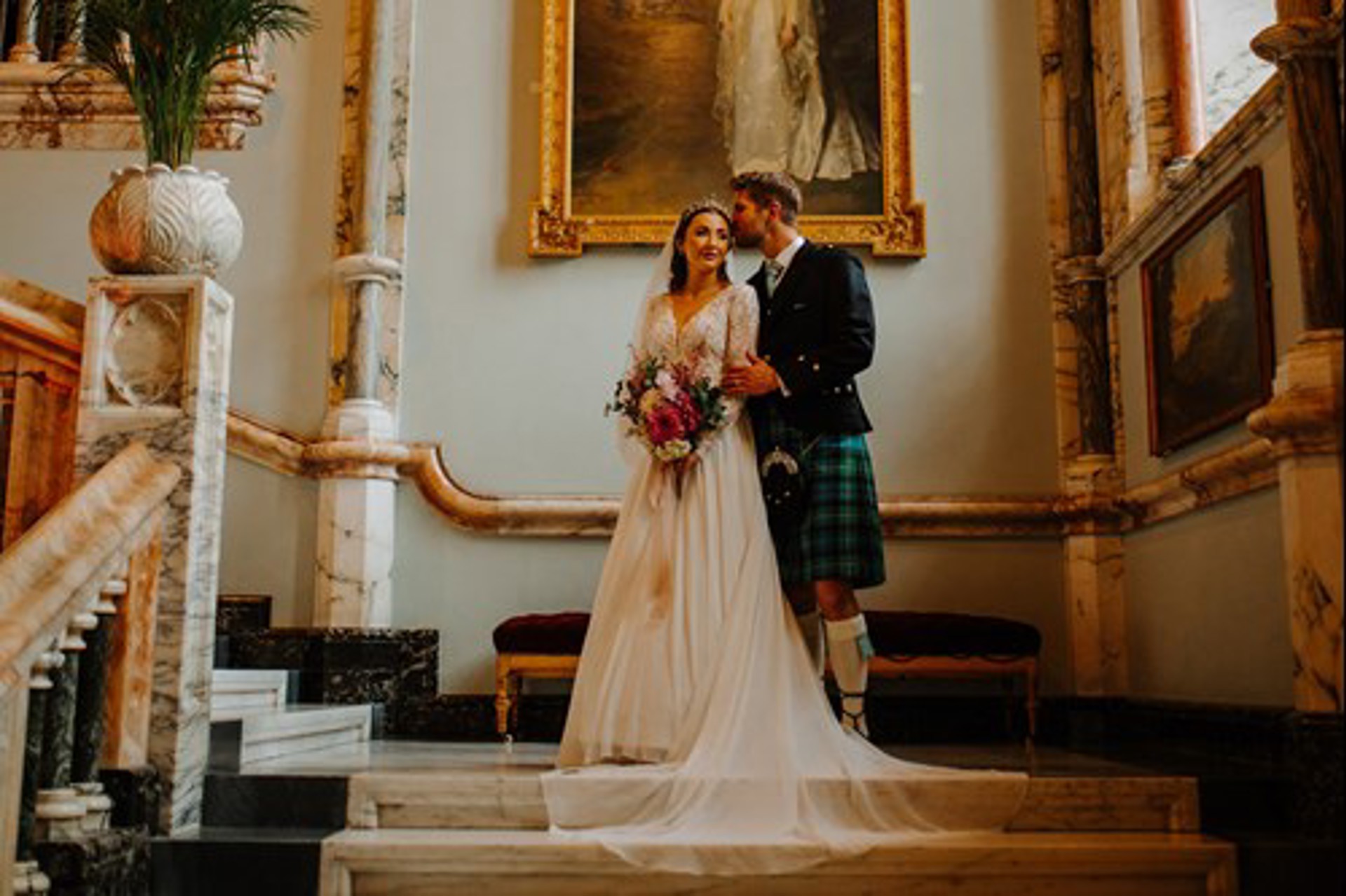 Background image - 4 Mad House Weddings Mount Stuart