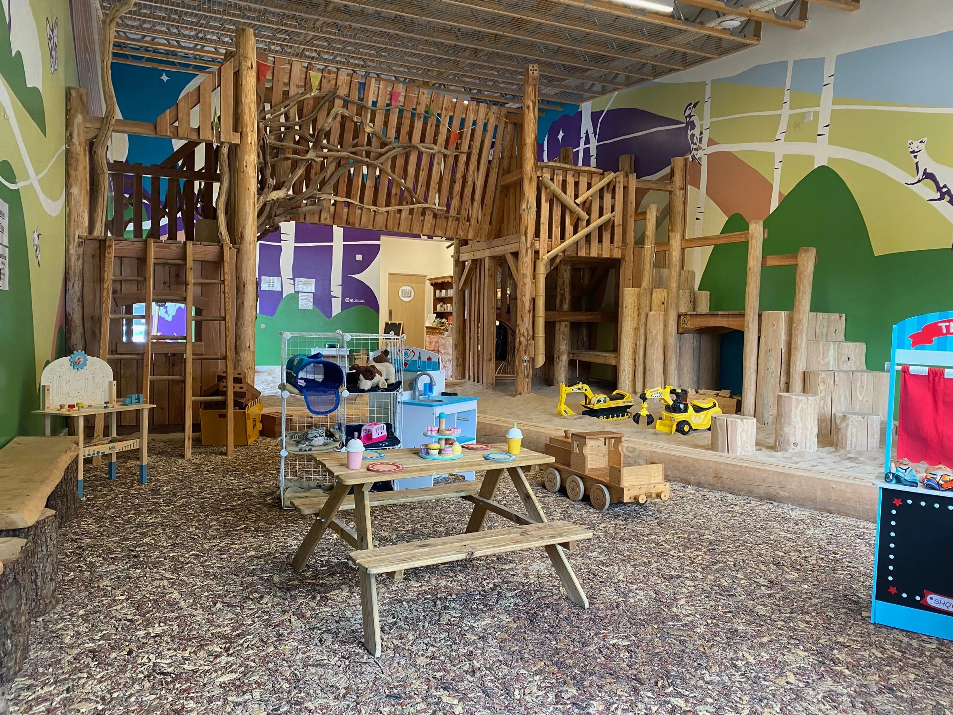 Background image - southqueensferryqfcrossing-roadbridge2.jpg