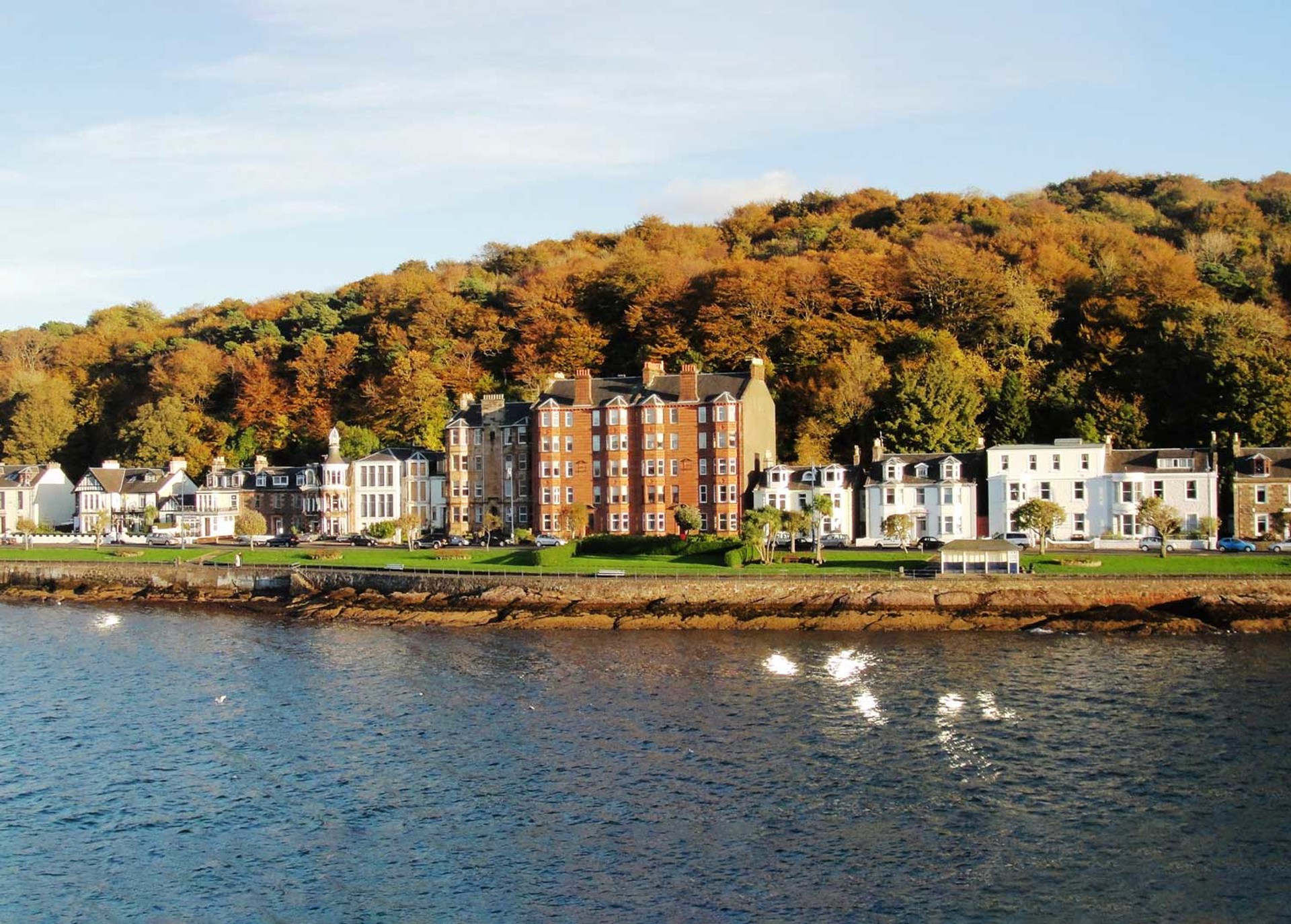 Background image - Bay Apartment