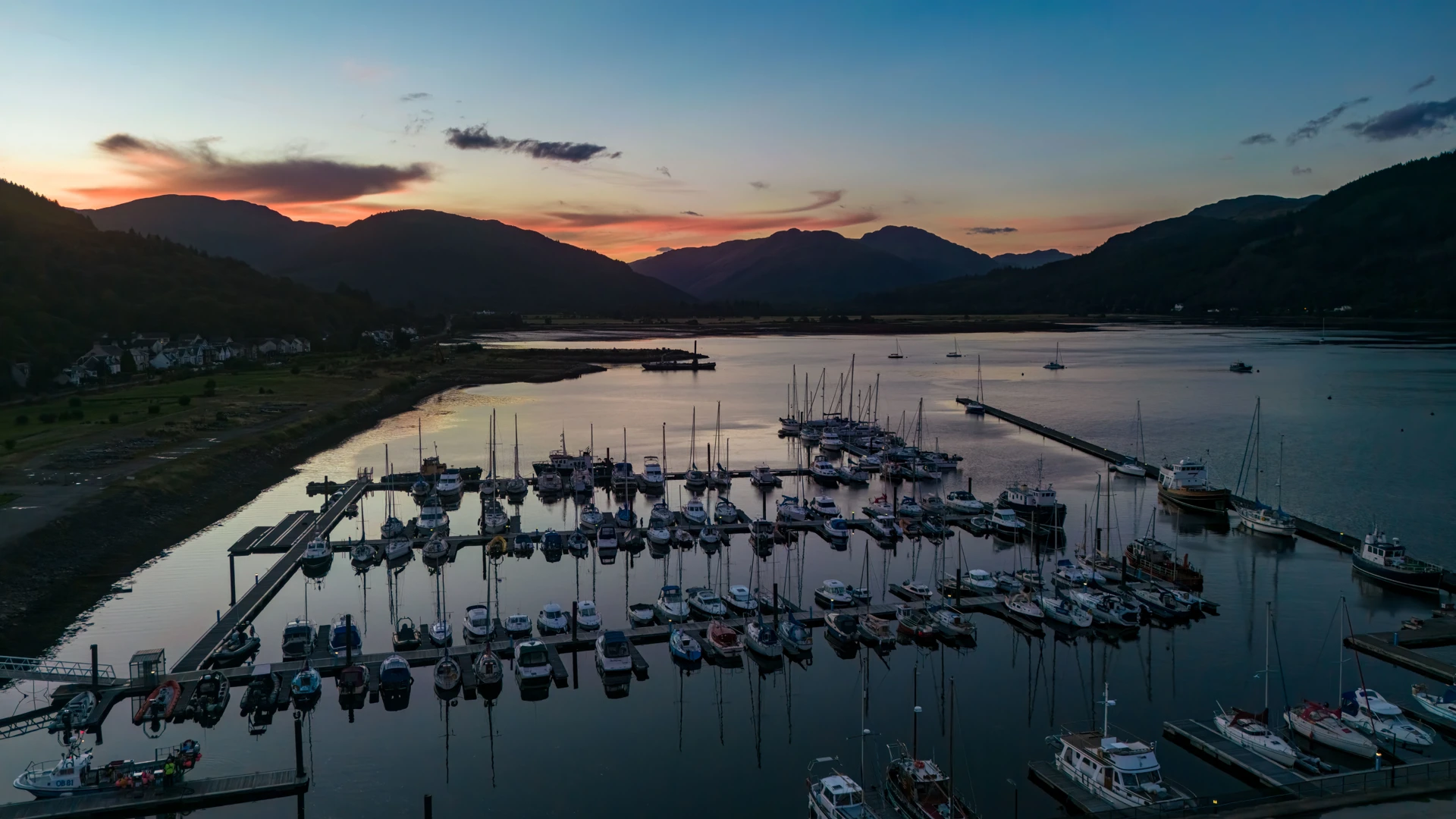 holy_loch_marina__3_.jpg