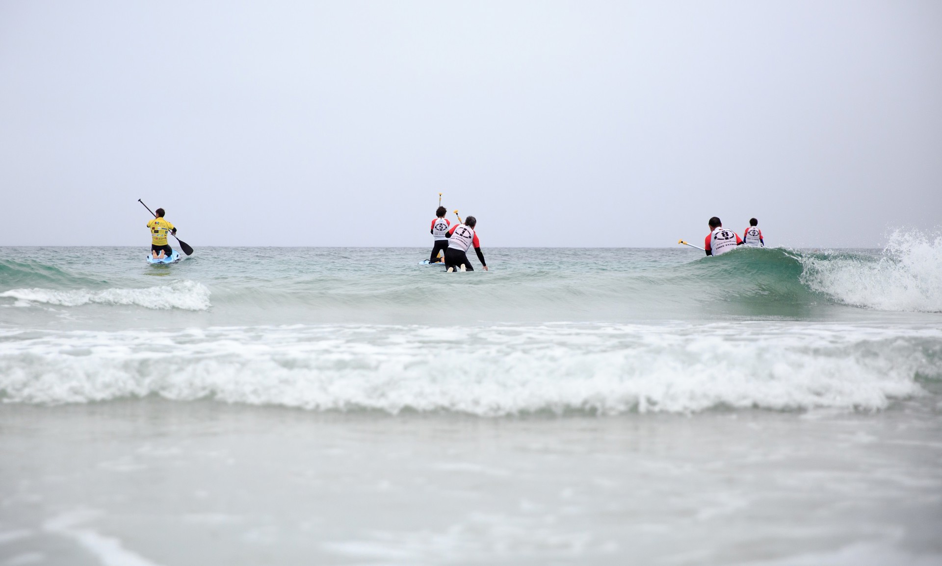 Background image - Tiree Surfing 5