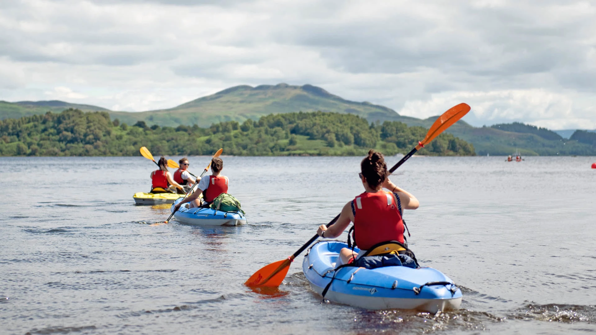 loch-lomond-leisure-gallery-kayak.jpg