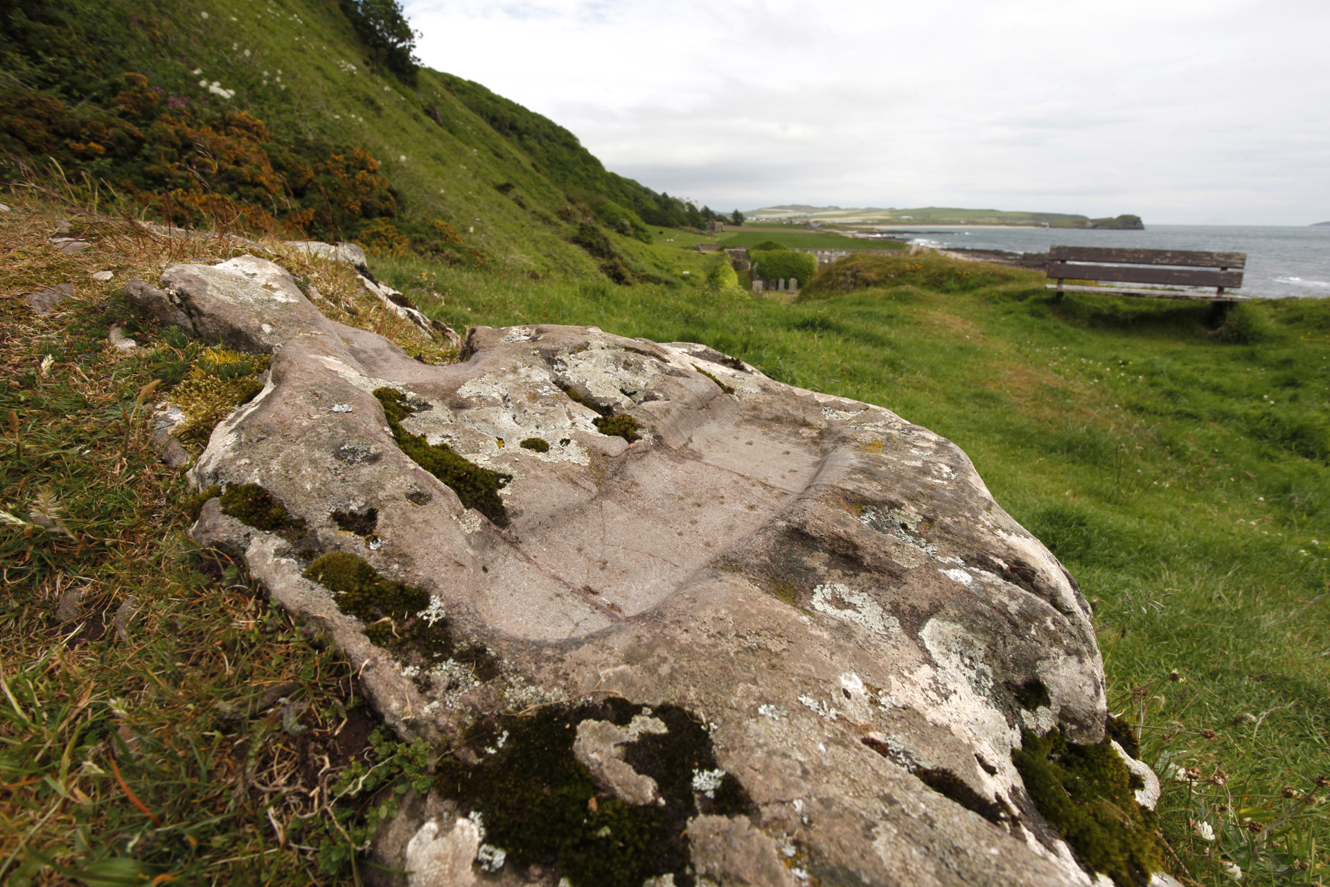 Background image - Visitscotland Kintyre Stcolumba