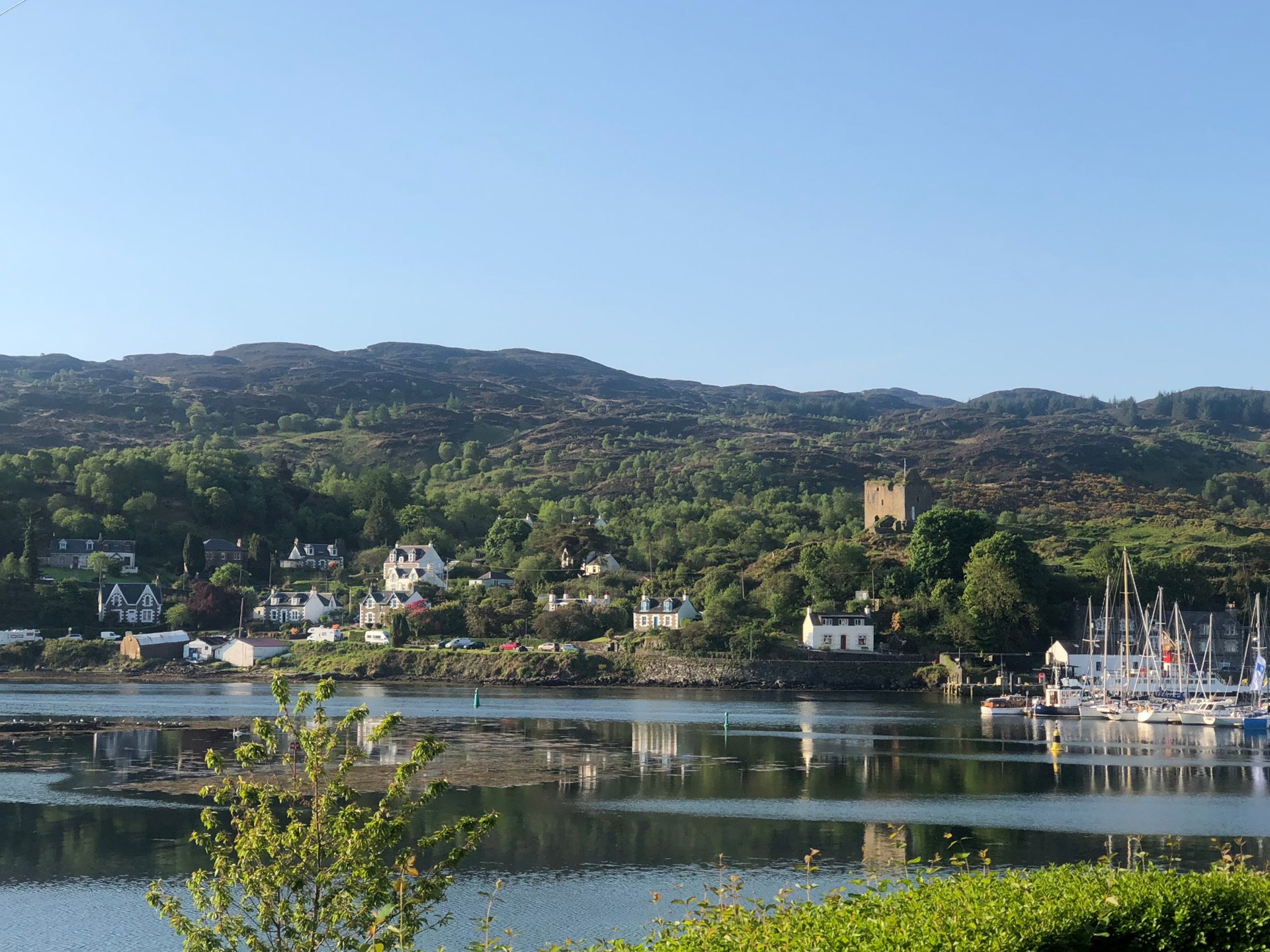 Background image - Tarbert Castle (1)