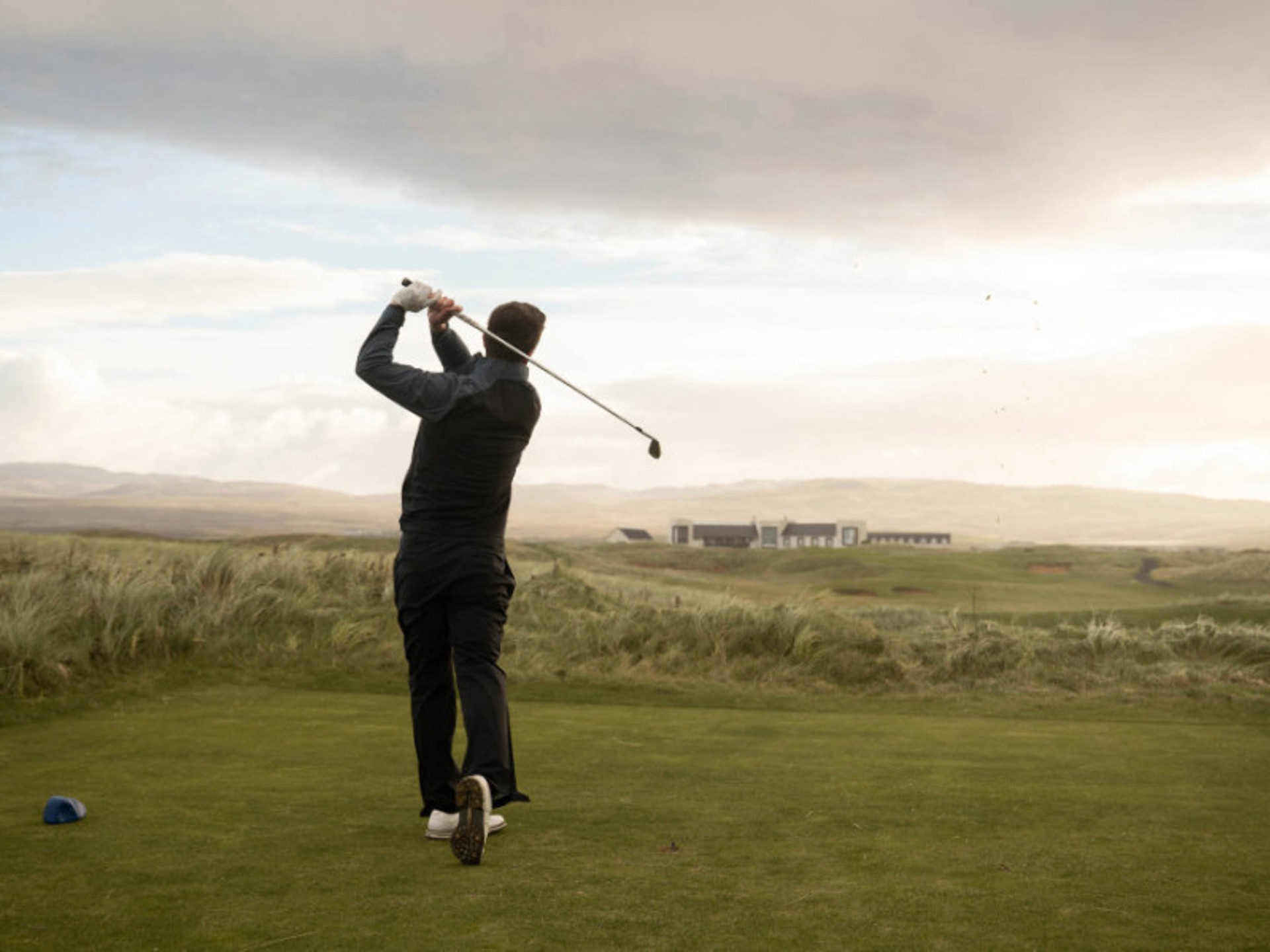 Background image - Another Place The Machrie Advance Your Game Golf Break