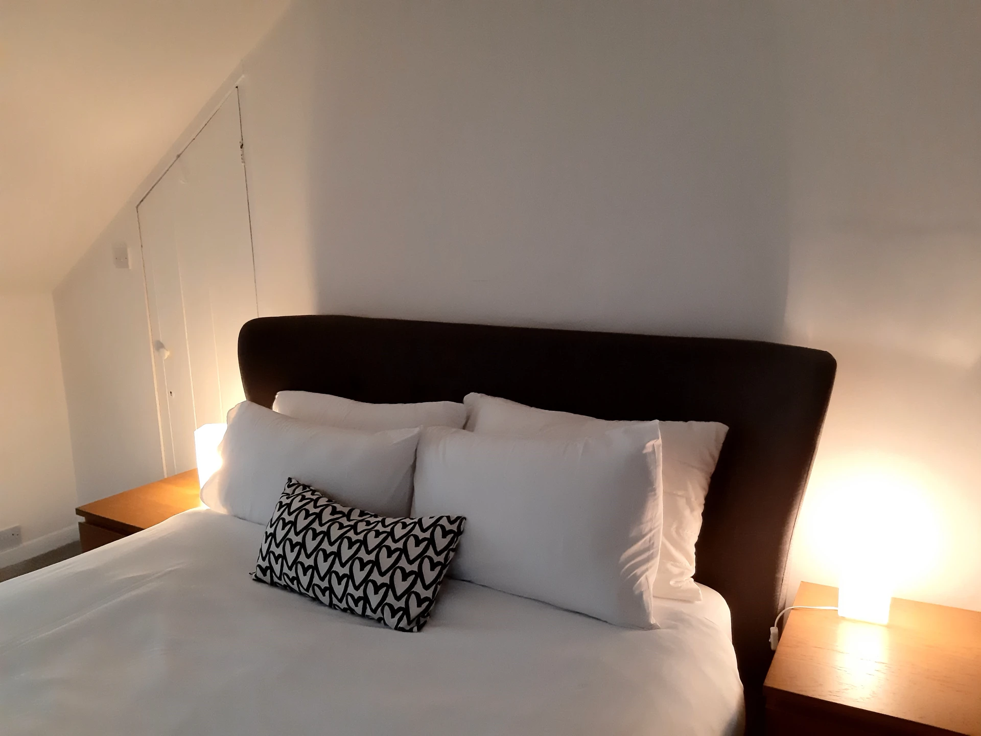 bed.jpg