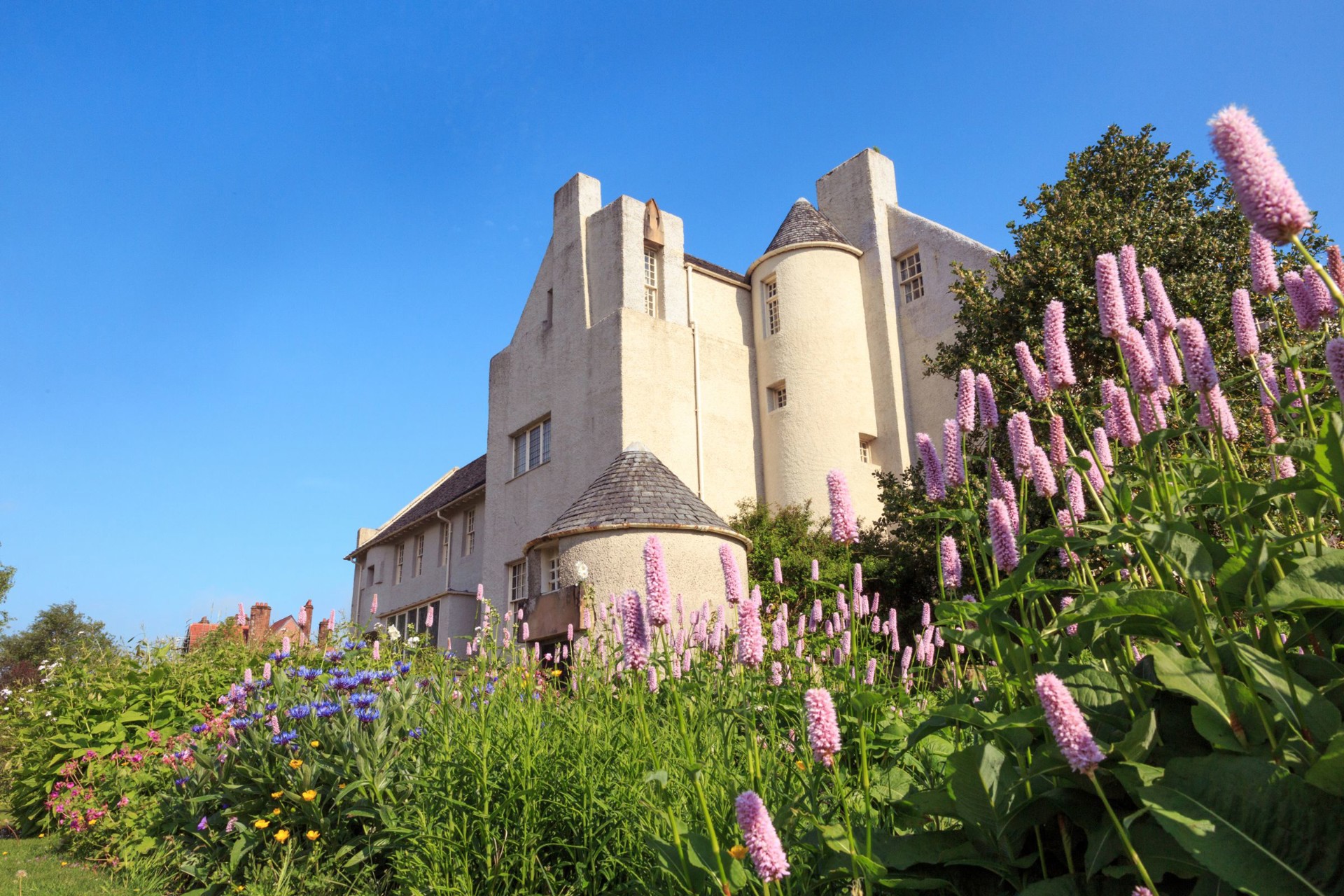 Background image - Cr Mackintosh Hill House Helensburgh