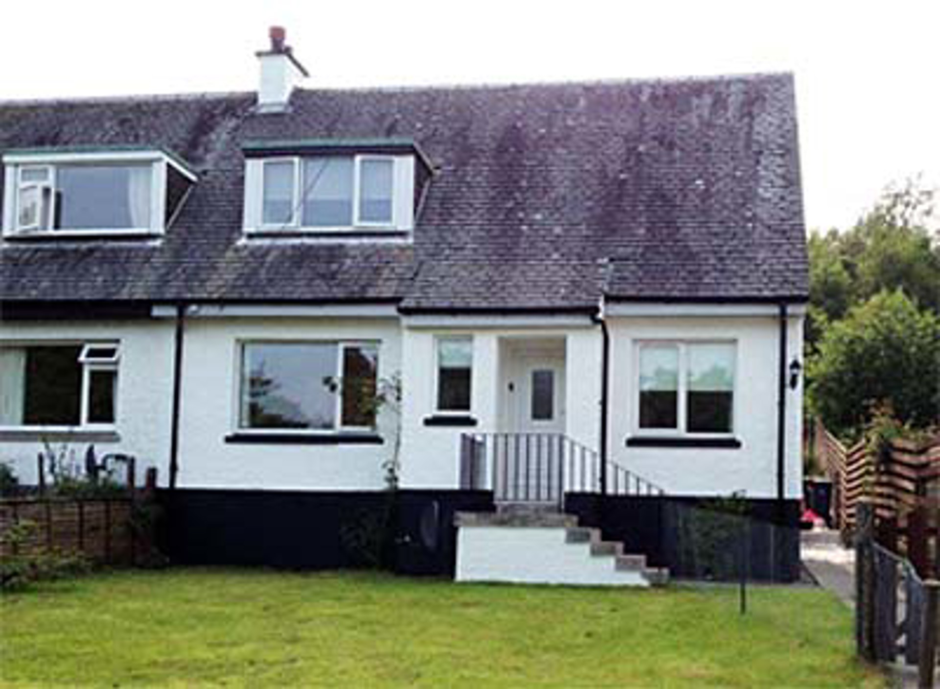 Background image - four-woodside-homepage1.jpg