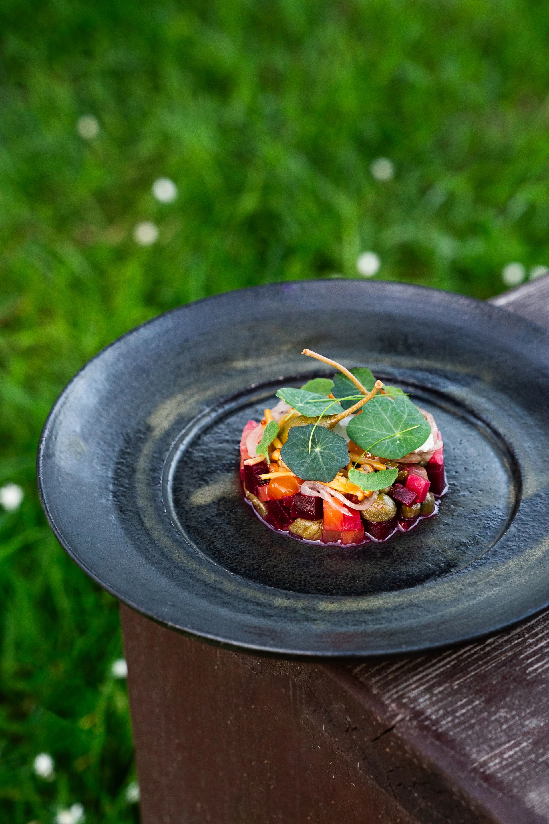 26-05_beetroot_tartare_kilchrenan_inn_-_food_highlights_-_web_optimised__c__hannah_goldsmith-13.jpg