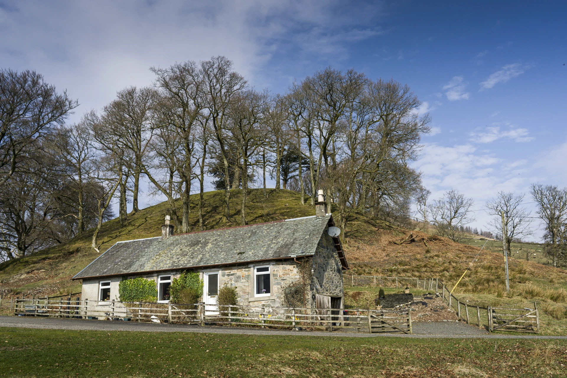 shemore_cottage_external2_-_copy.jpg