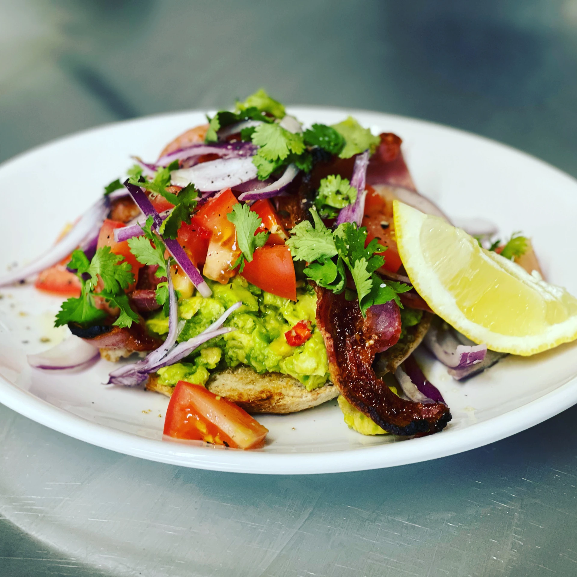 smashed_avocado_breakfast.jpg