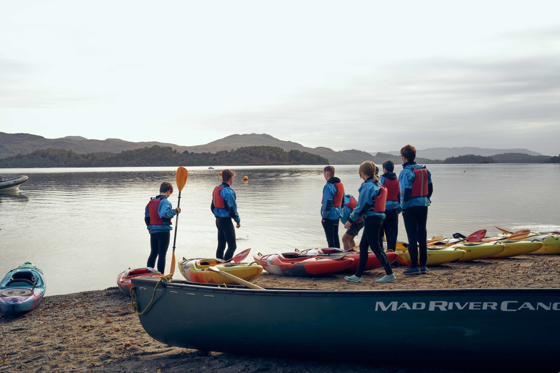 Background image - Kayak13_Luss_LochLomond_StephenSweeneyPhotography (1)