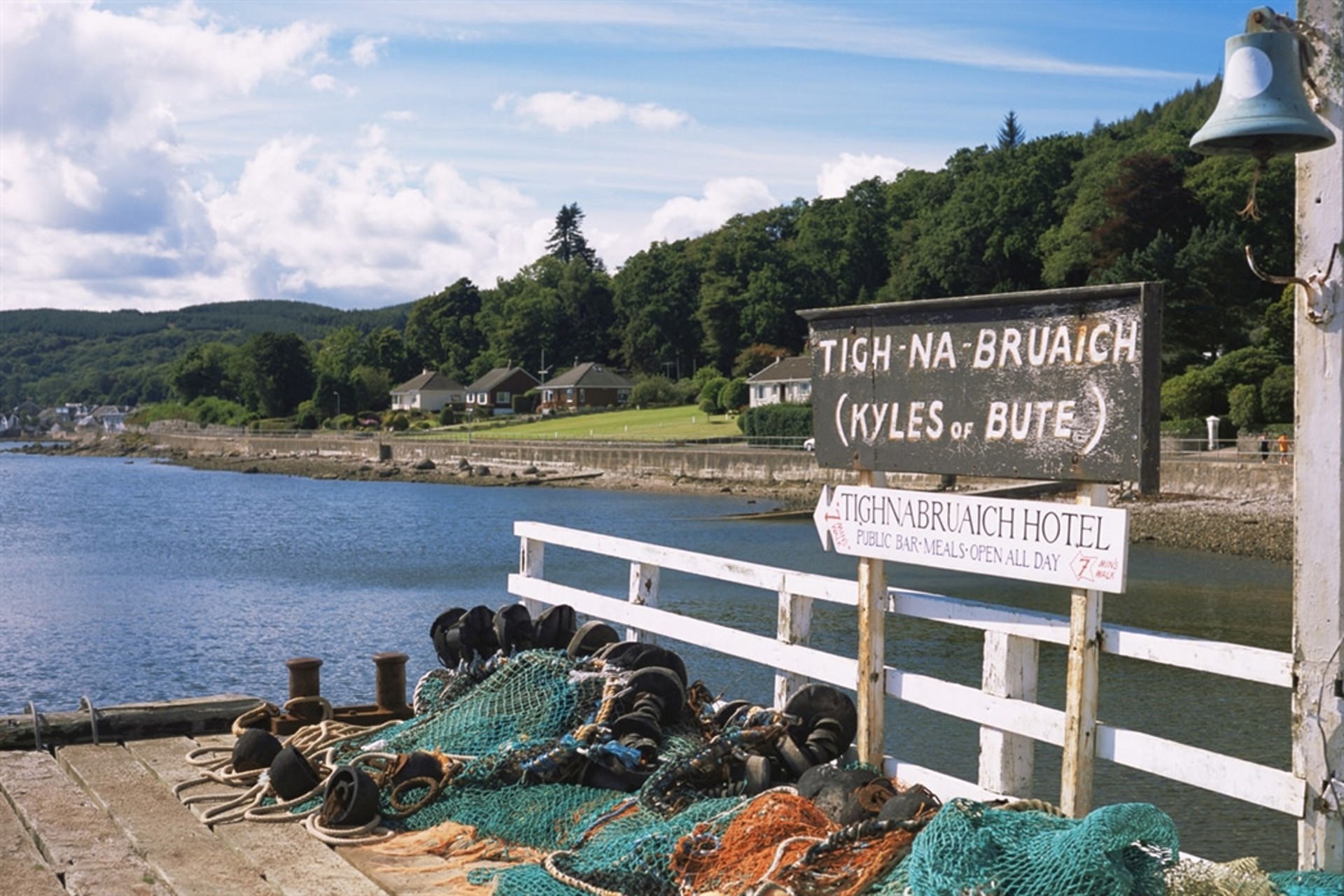 Background image - Tighnabruaich Peir Min 670802335