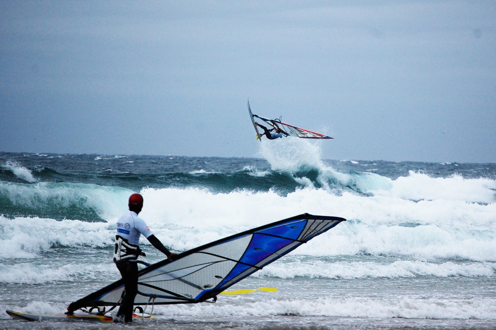 Background image - Windsurfing Tiree