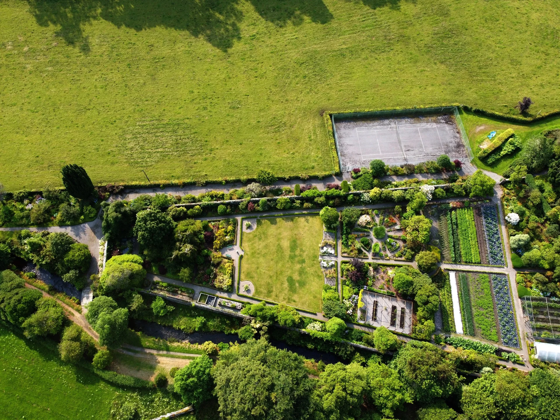 Background image - Ardmaddy Gardens