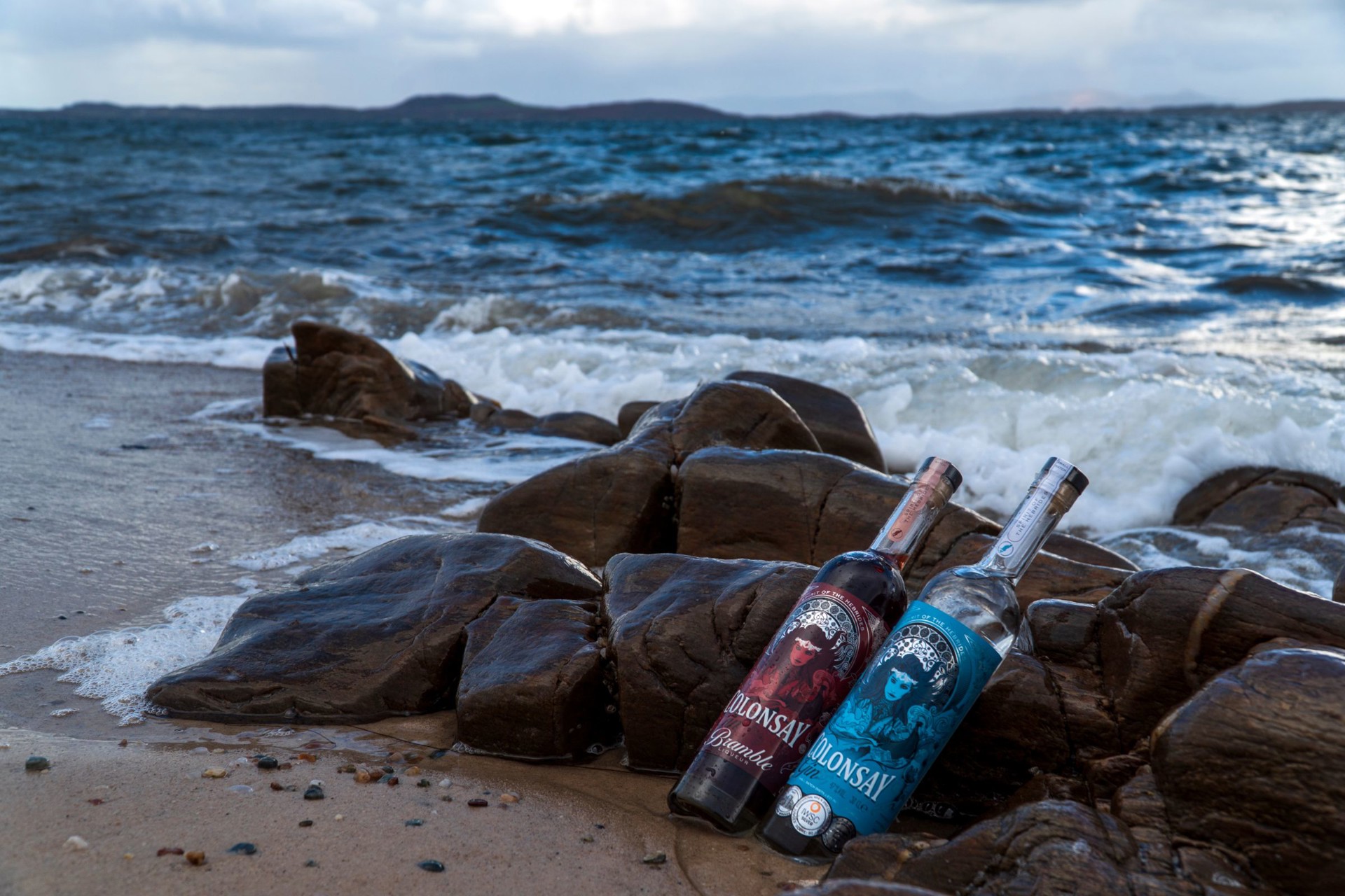 Background image - Colonsay Gin 2