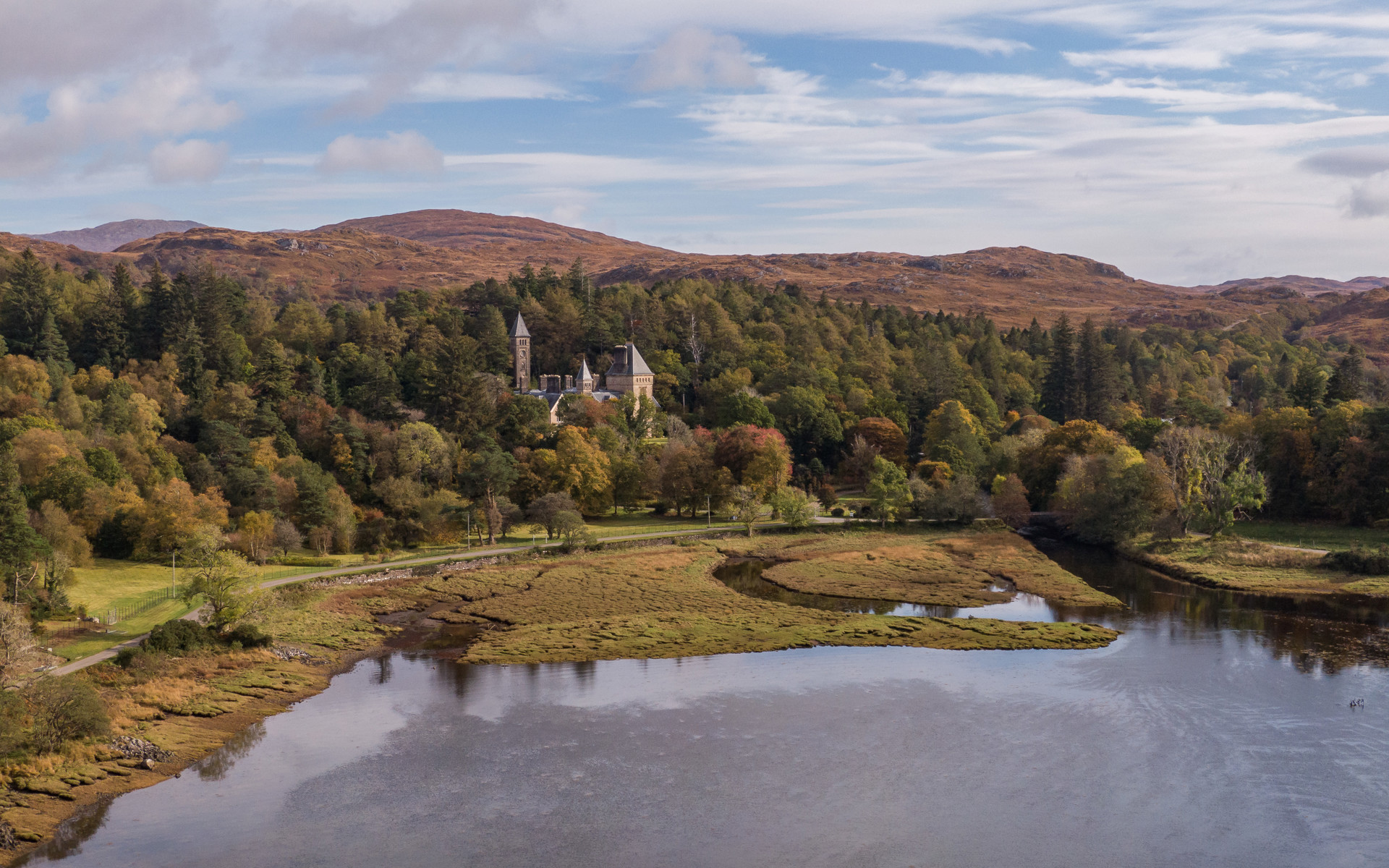 Background image - Ardtornish House In Scenery (1)