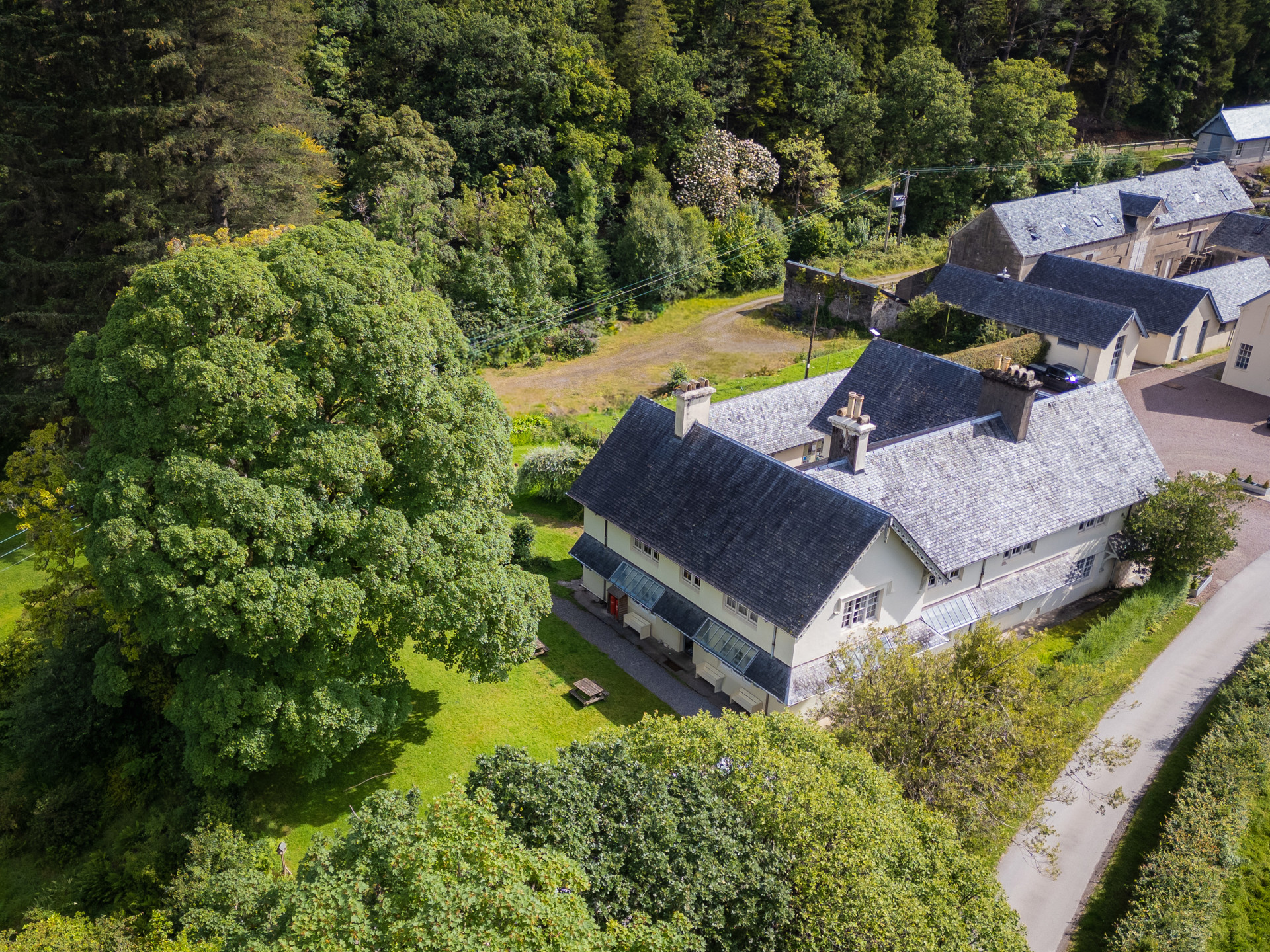 Background image - Achranich External 003 2