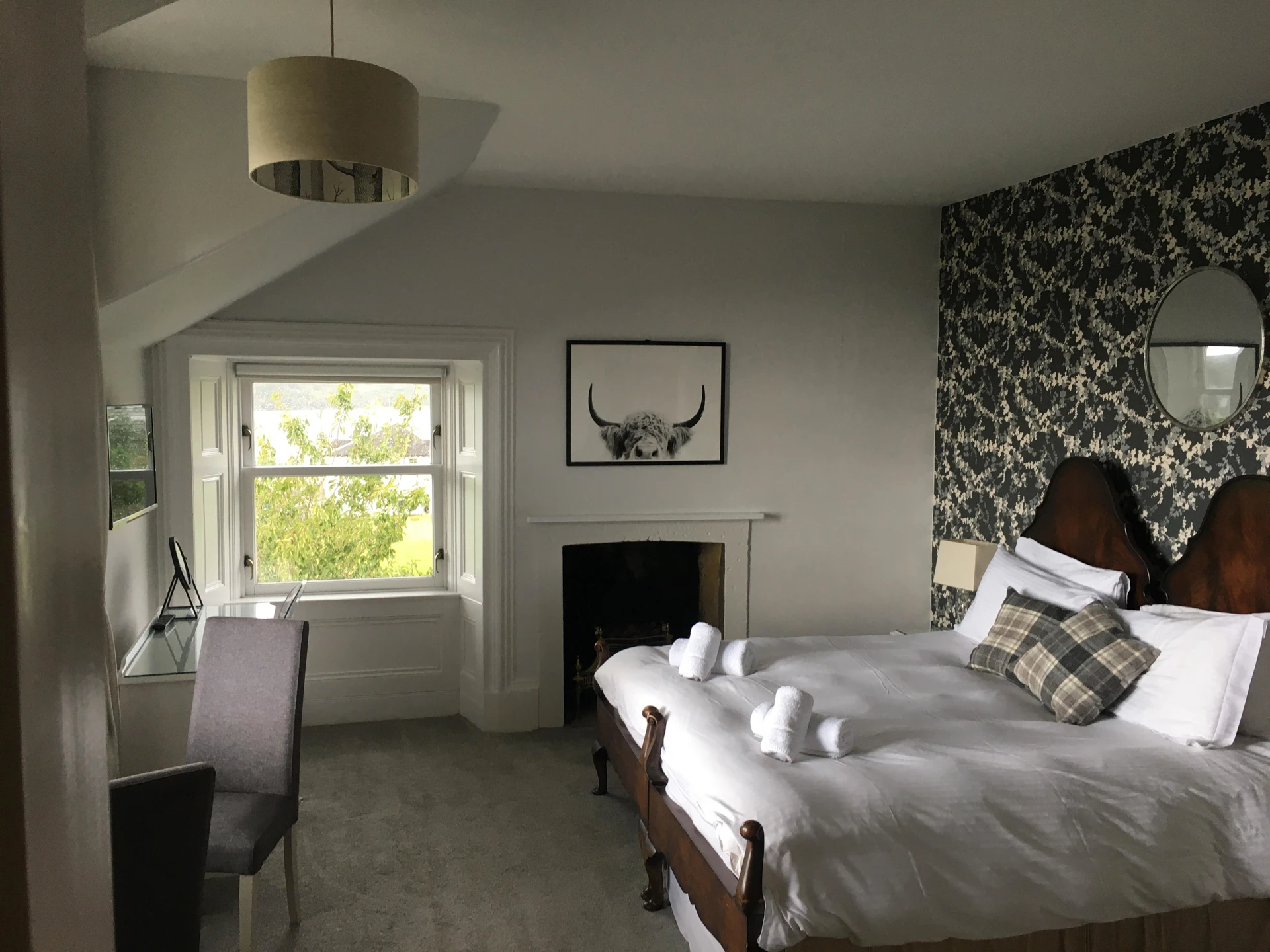 room_2.jpg (1)