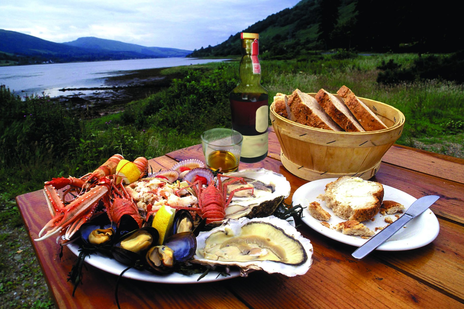 Background image - Shellfish Platter With Whisky