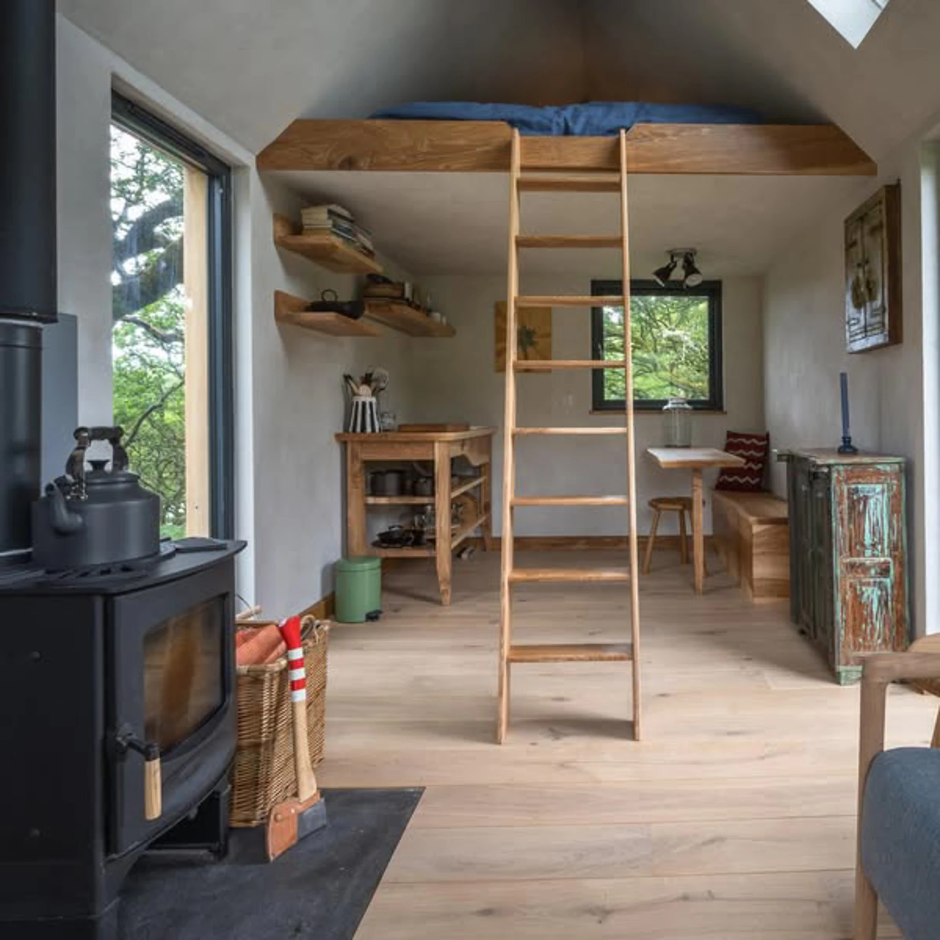 Inverlonan Cabin Interior 3