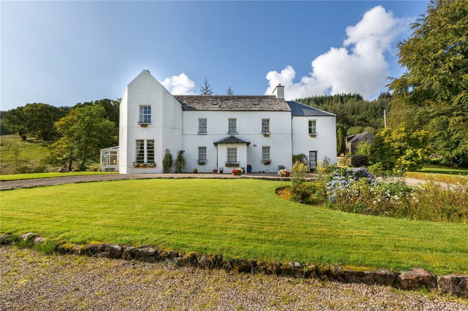 Background image - killean_farmhouse_header.jpg