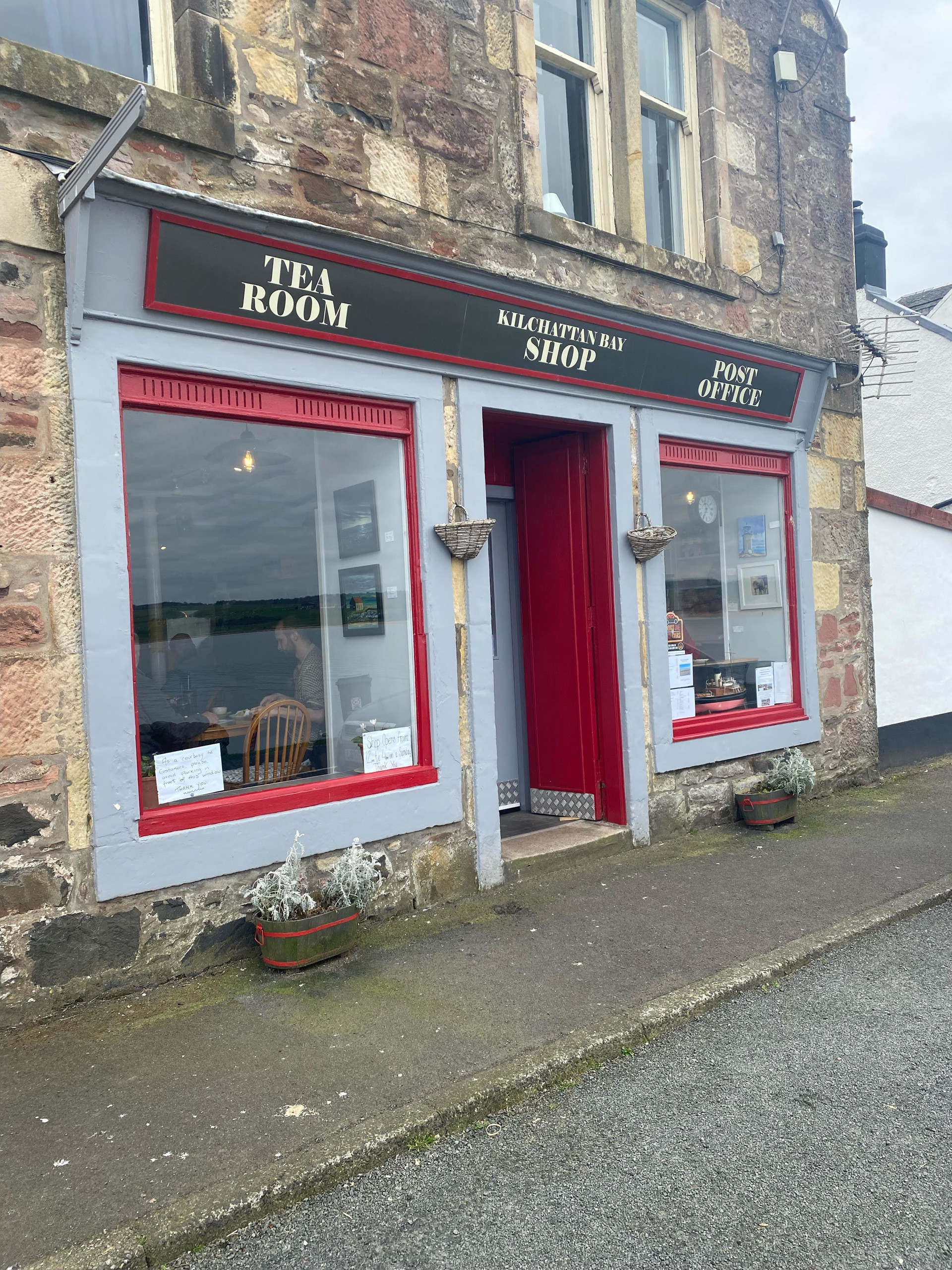 Background image - Kilchattan Tearoom