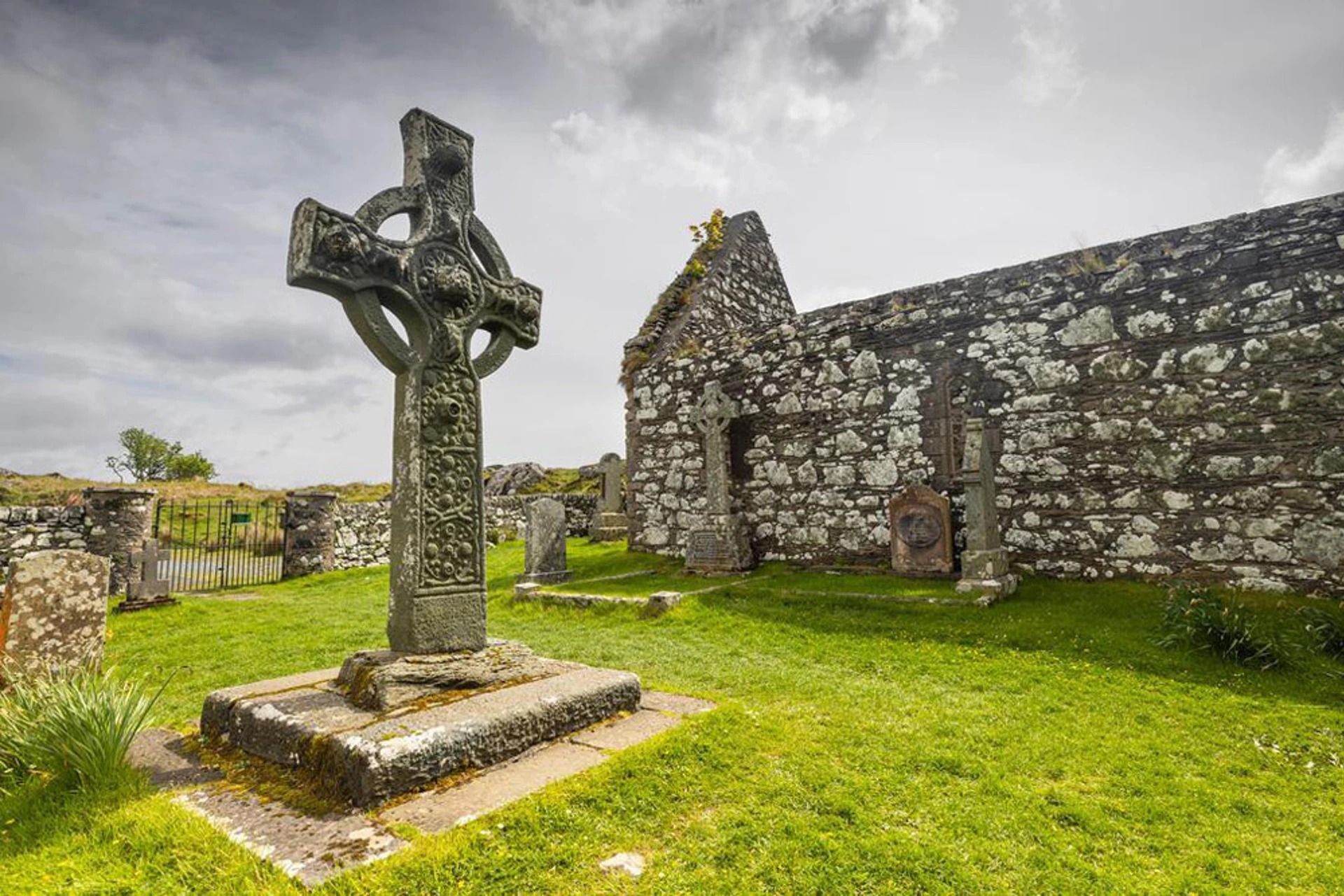 20220506_kildalton_cross_and_church_kl_004.jpg