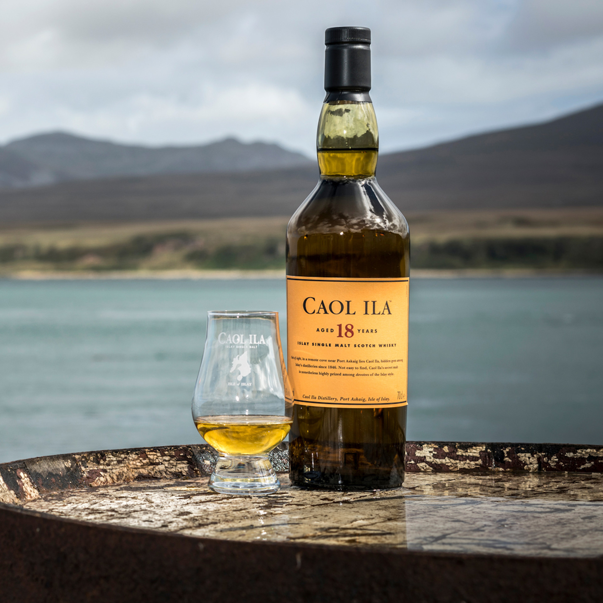 Background image - Caol Ila 18 Year Old Single Malt Scotch Whisky Serve Neat Nosing